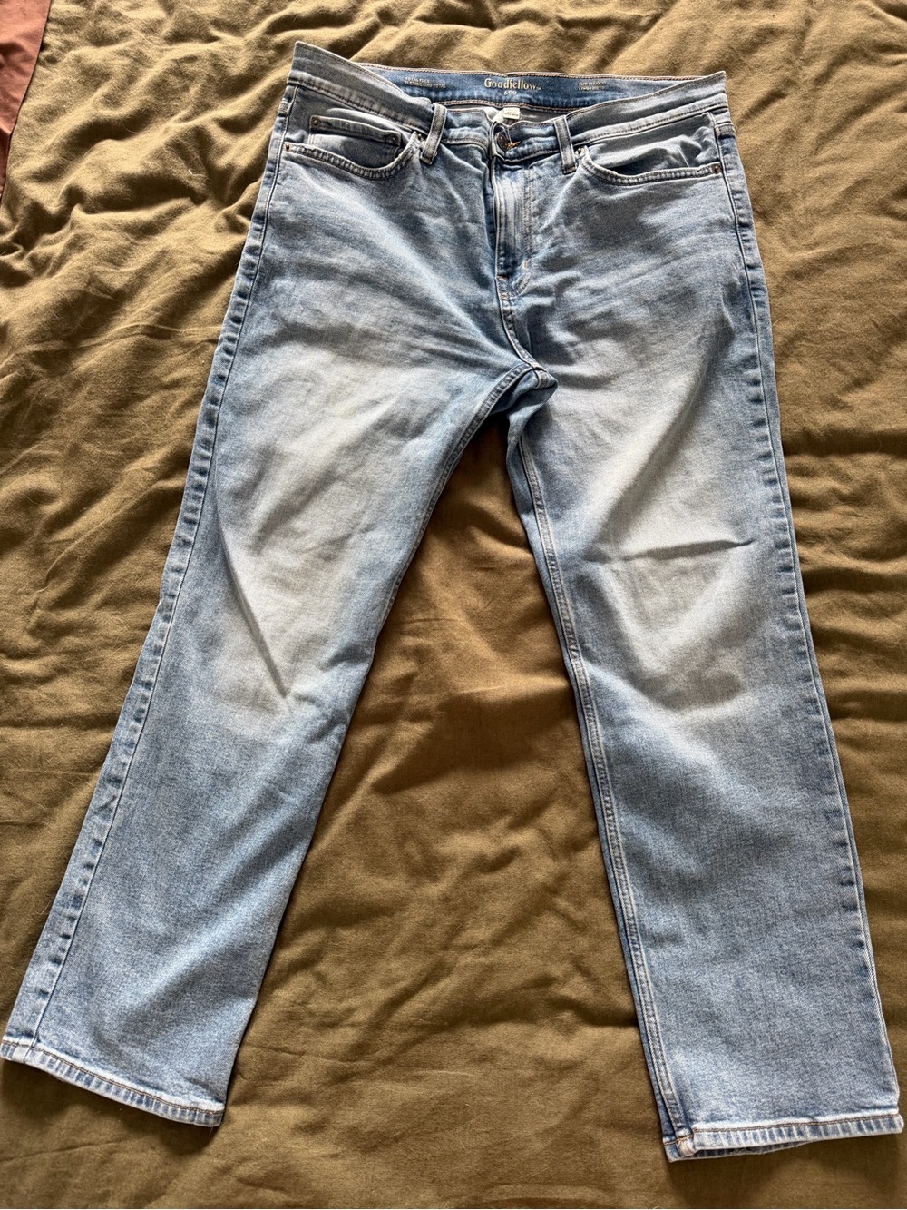 Goodfellow & Co Men’s Light Wash Straight-Leg Jeans